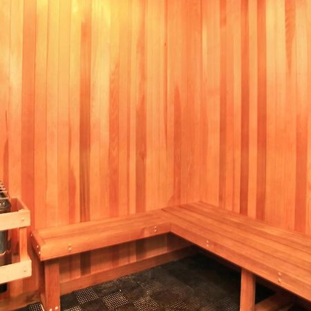 Апартаменти La Sunshine House-Pool, Sauna And Free Parking Лос-Анджелес Екстер'єр фото